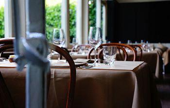 Hotel Boutique Quartier Du Port 4*