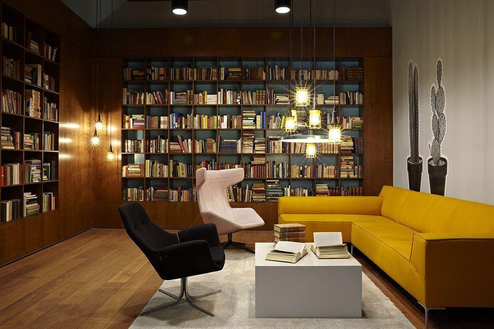The Social Hub Hotel 3*