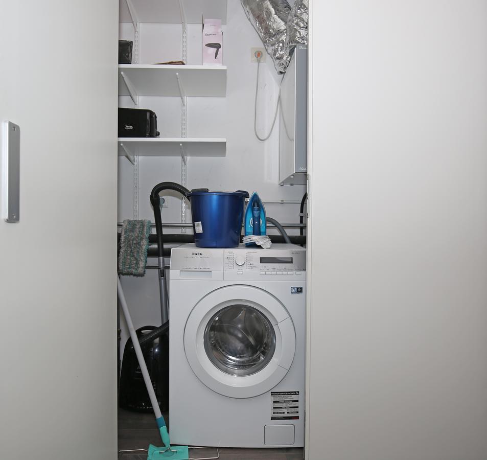 Calypso 1 Bedroom With Parking And Gym 826 Rotterdam