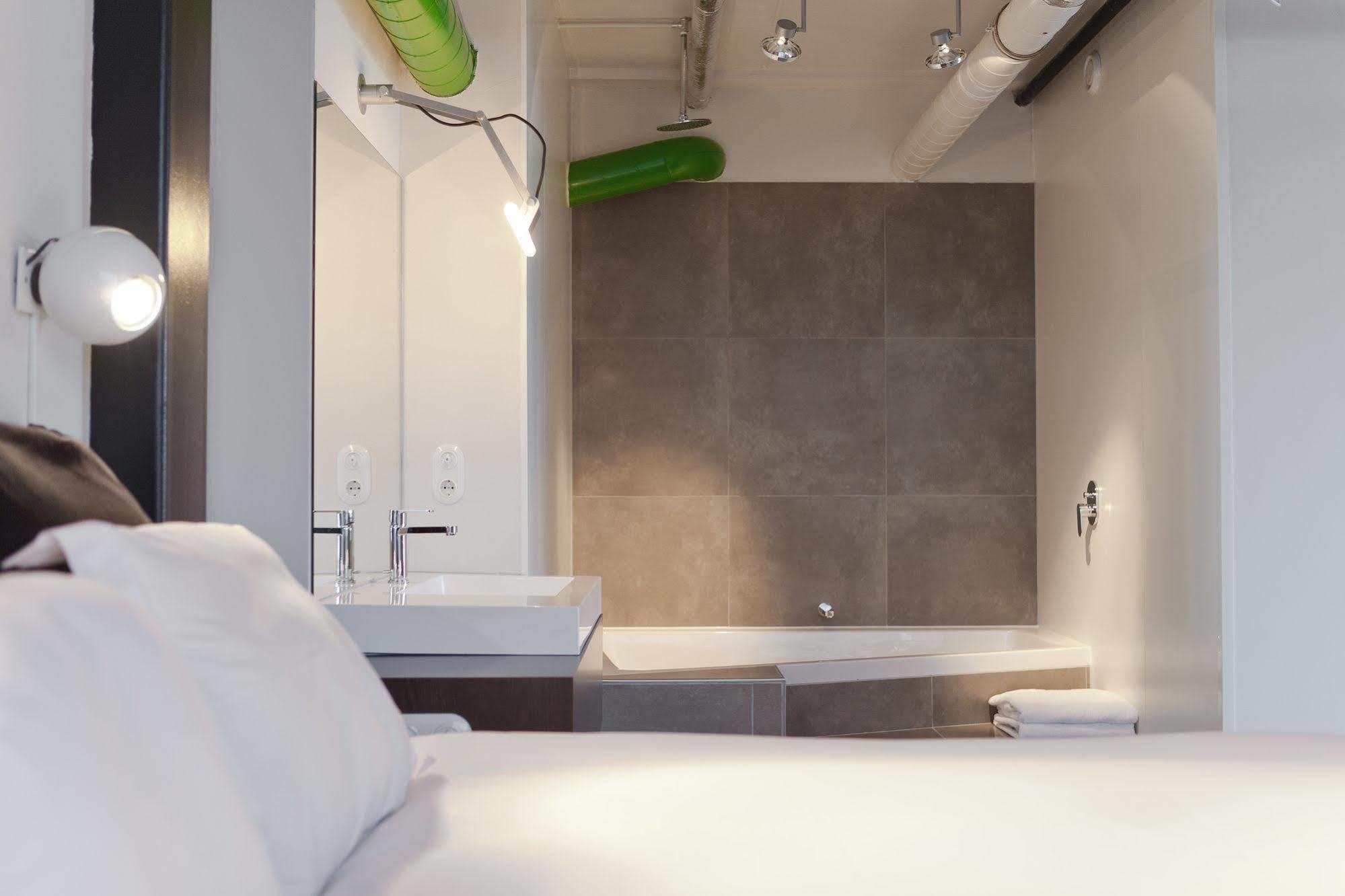 Stroom Hotel 4*