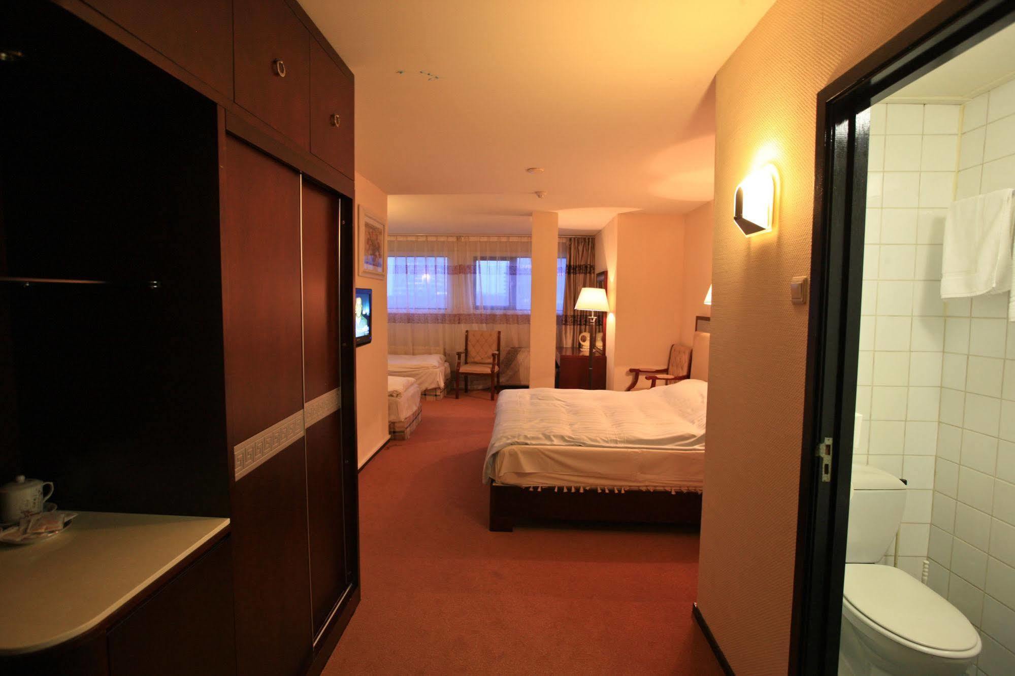 Hotel New Ocean Paradise 3*