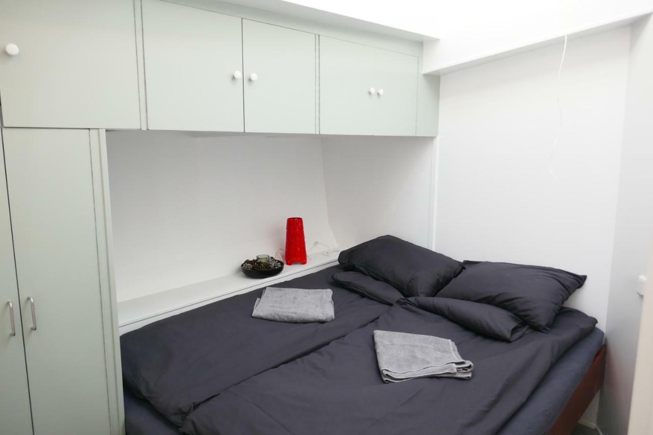 Boathotel Wilhelmina * Rotterdam