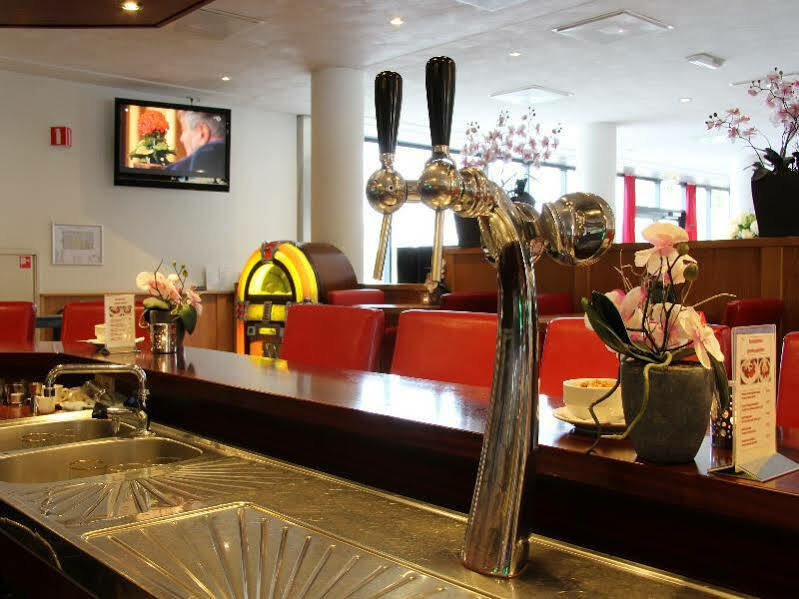 Hotel Bastion Alexander 4*