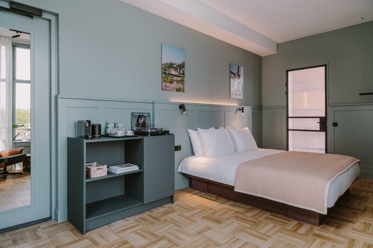 Supernova Hotel 4*