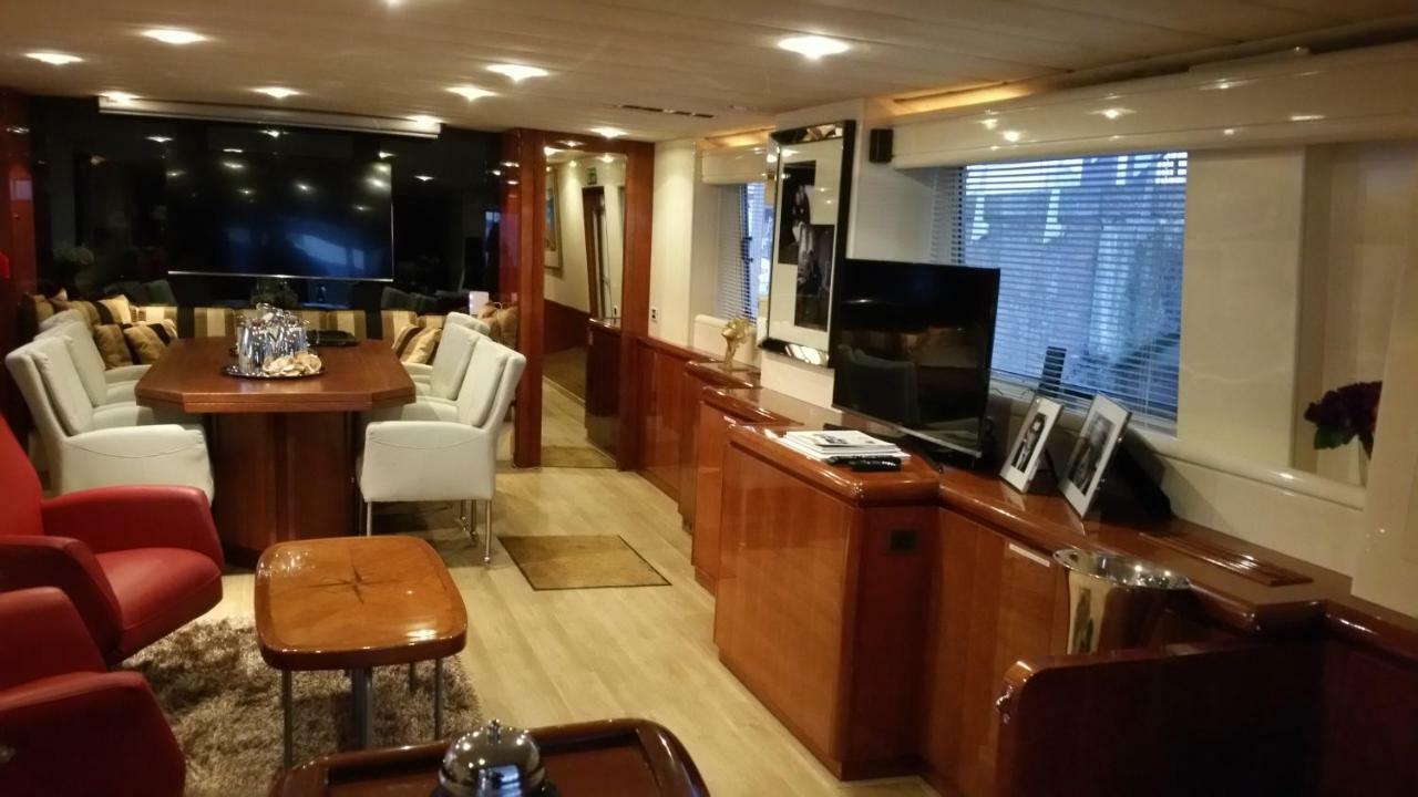 Christina Onassis Yachthotel