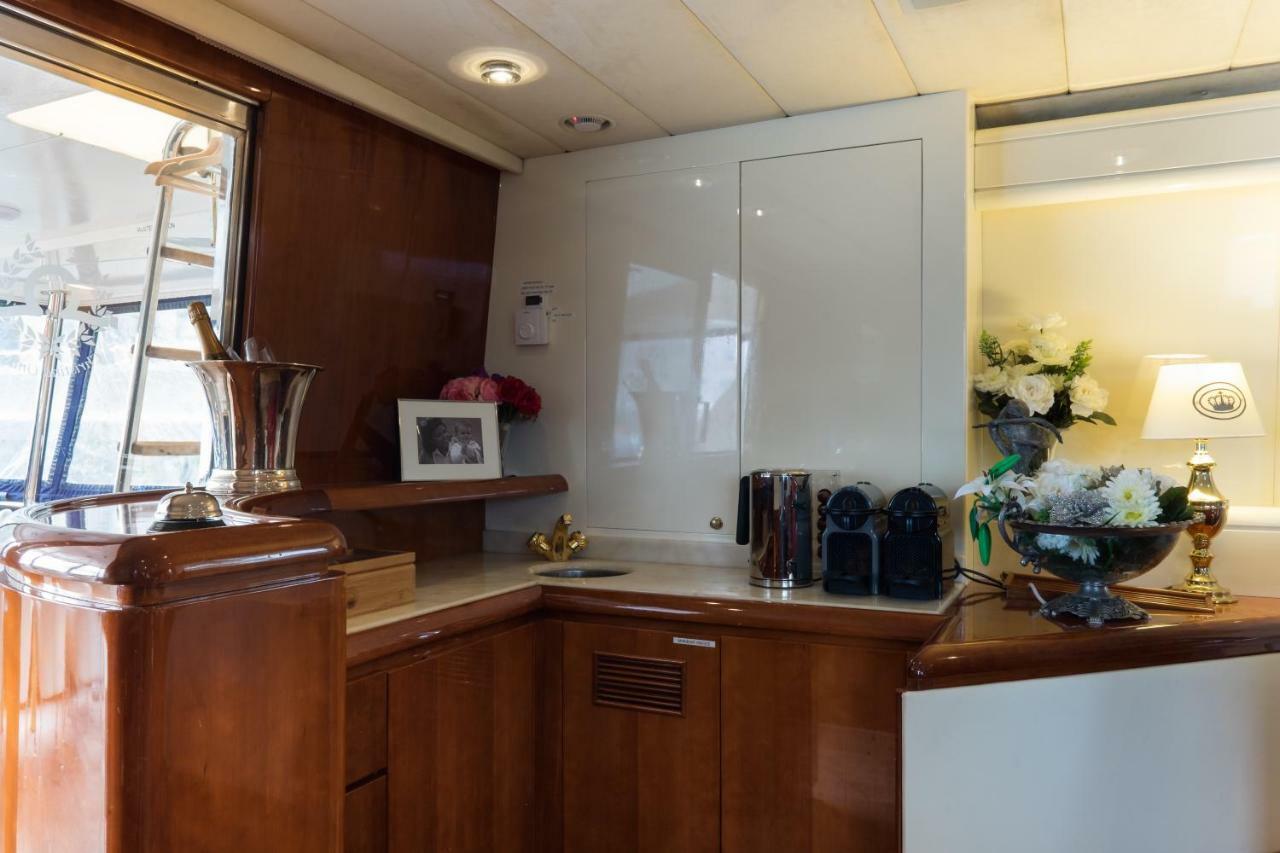 Hotel Christina Onassis Yachthotel 4*