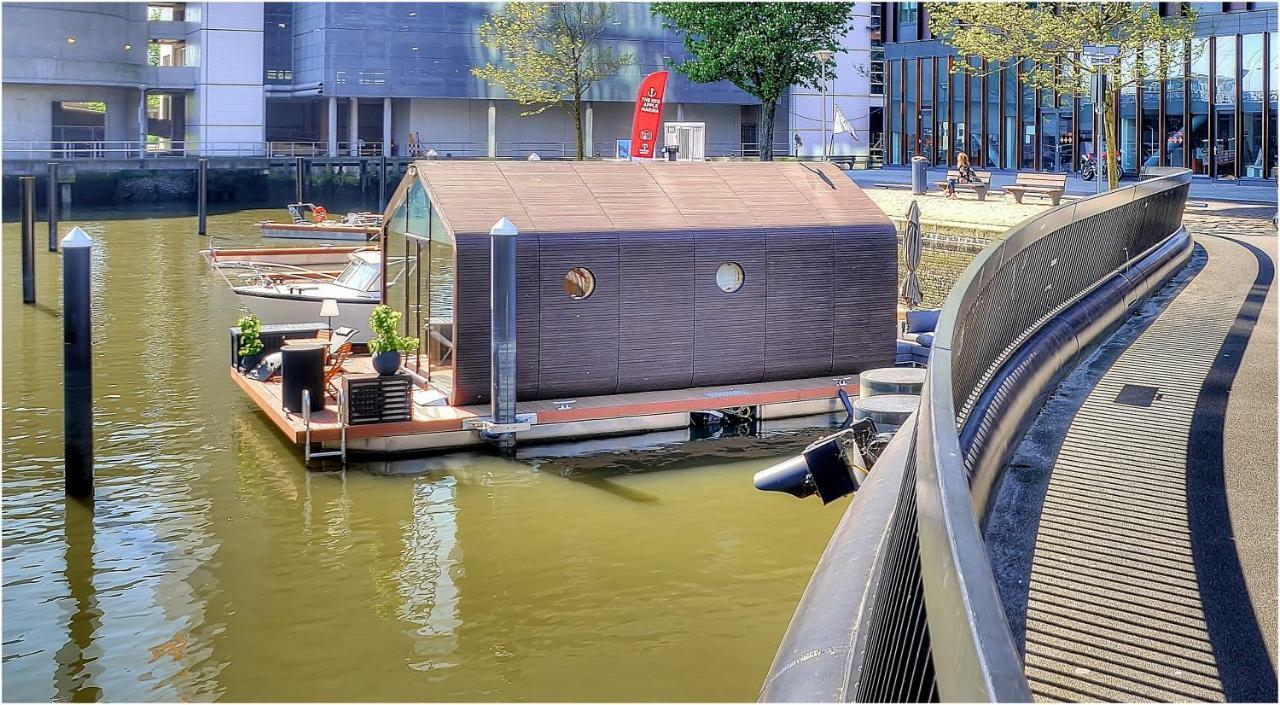 Wikkelboats At Wijnhaven Botel