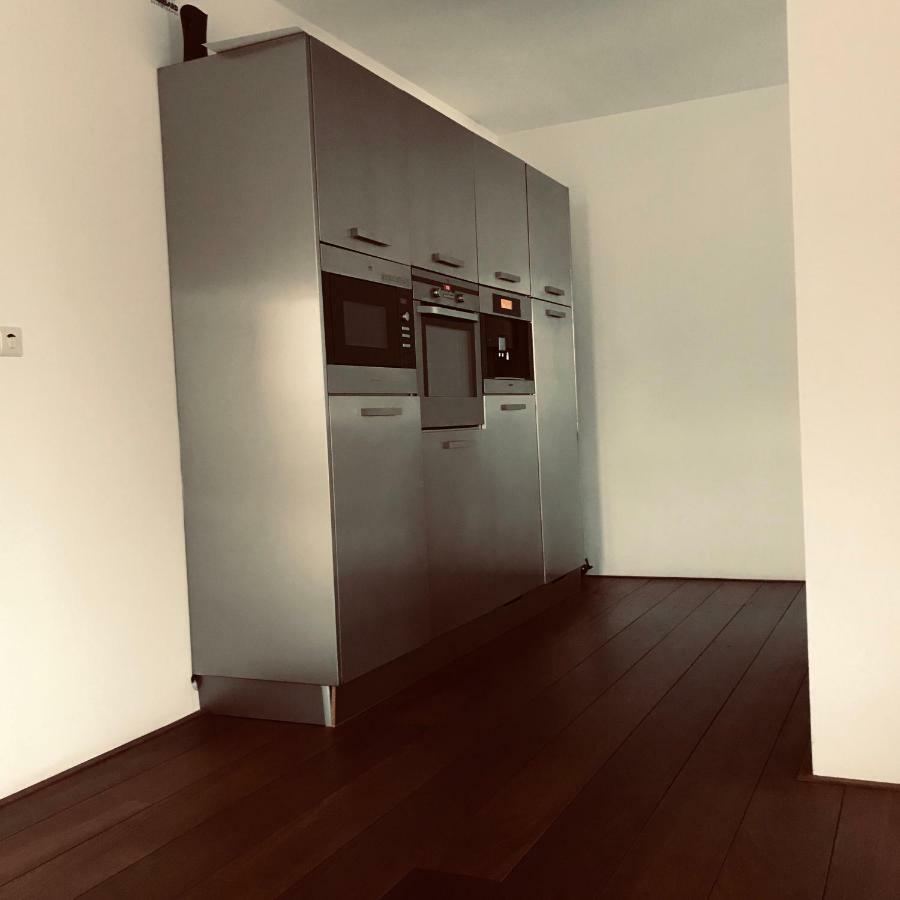 Fiona Apartamento Roterdão