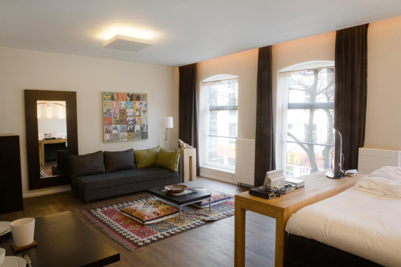 A Small 4* Rotterdam
