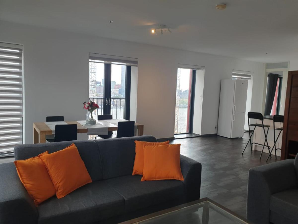 Red Apple Beautiful In The Centre Of Appartement Rotterdam