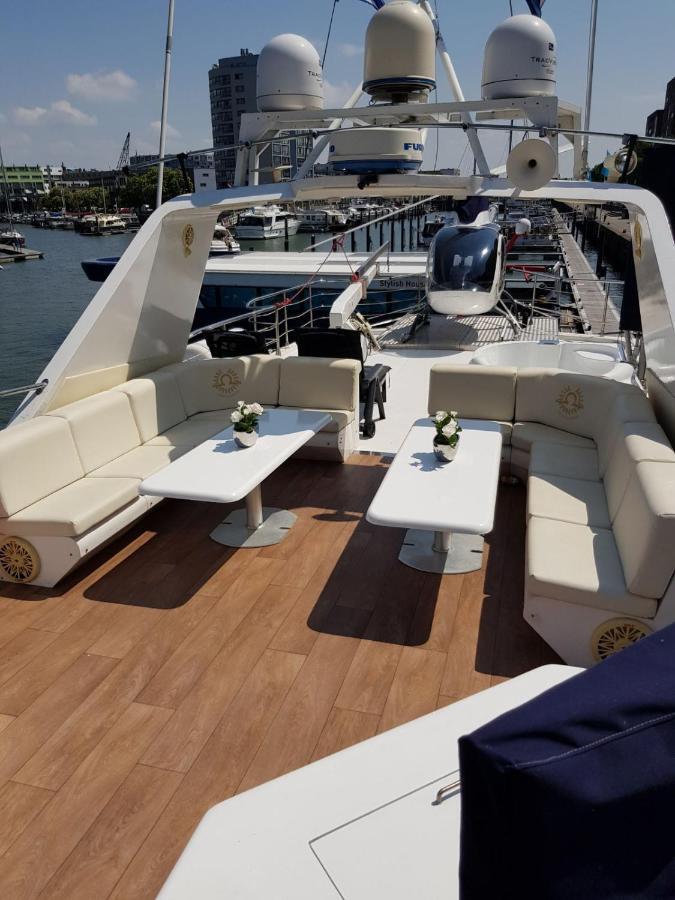 Christina Onassis Yachthotel 4*