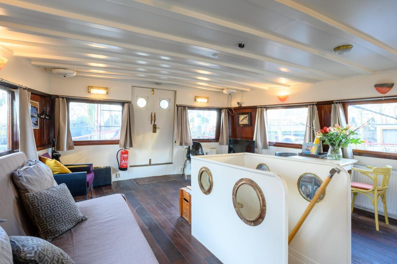 Boatapartment Animathor On Location Botel Rotterdam