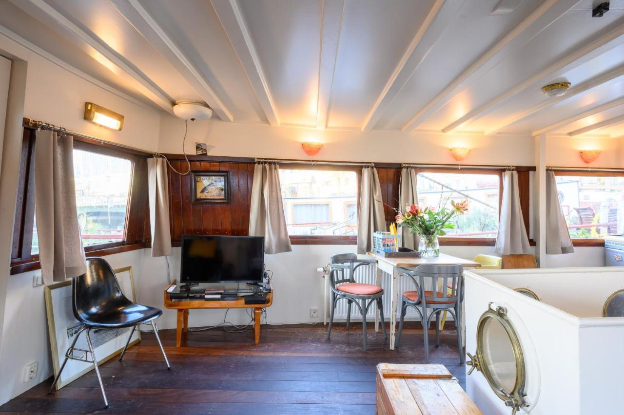 Boatapartment Animathor On Location Botel Rotterdam