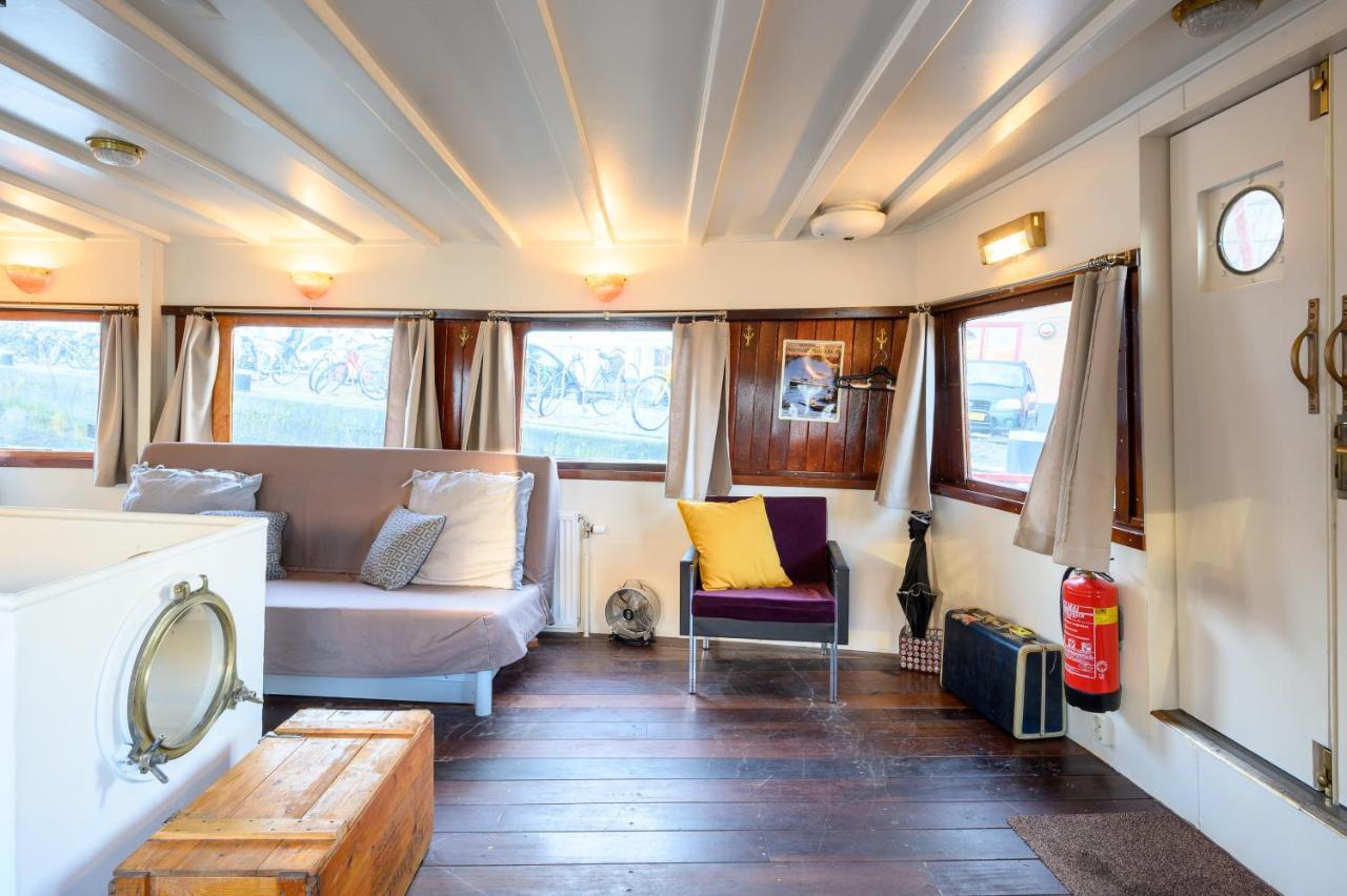 Boatapartment Animathor On Location *