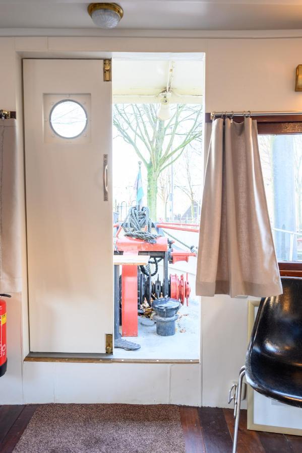 Boatapartment Animathor On Location Rotterdam
