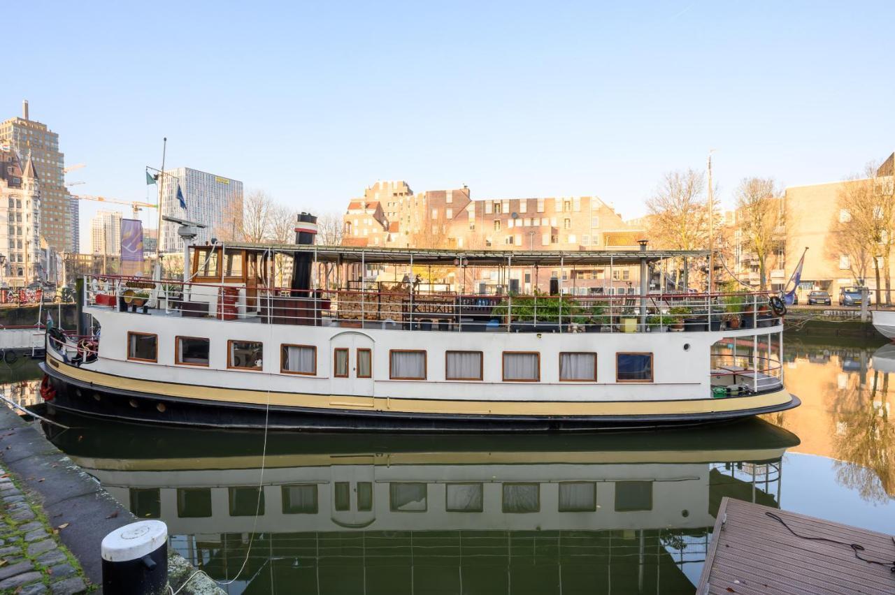 Boatapartment Animathor On Location Botel