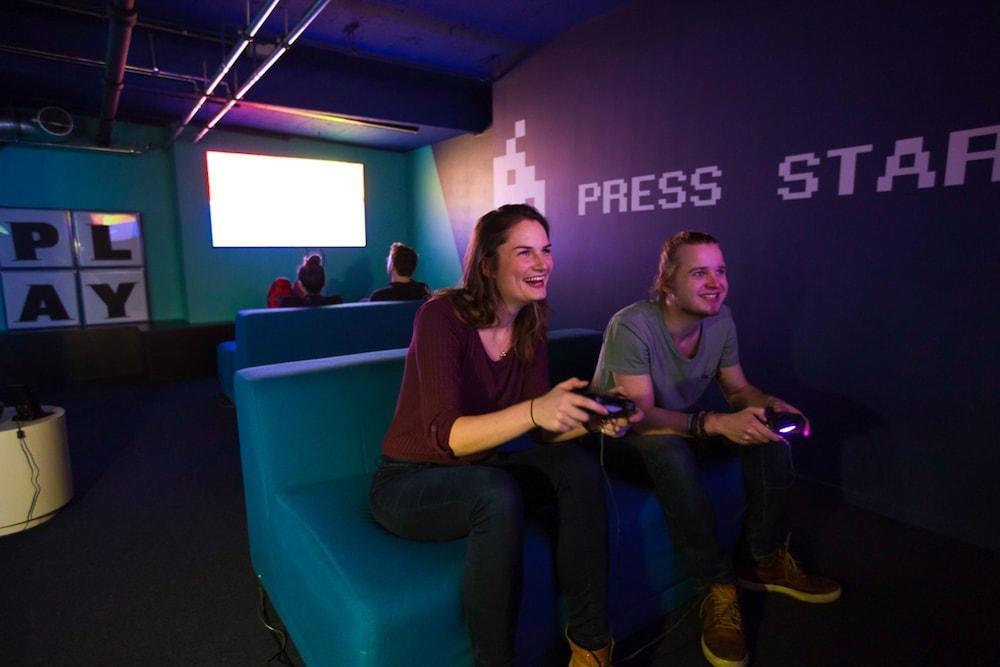 The Social Hub