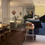 Hotel Light