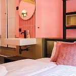 Hostel ROOM Rotterdam