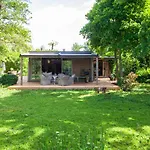 Huis In De Bergse Plas