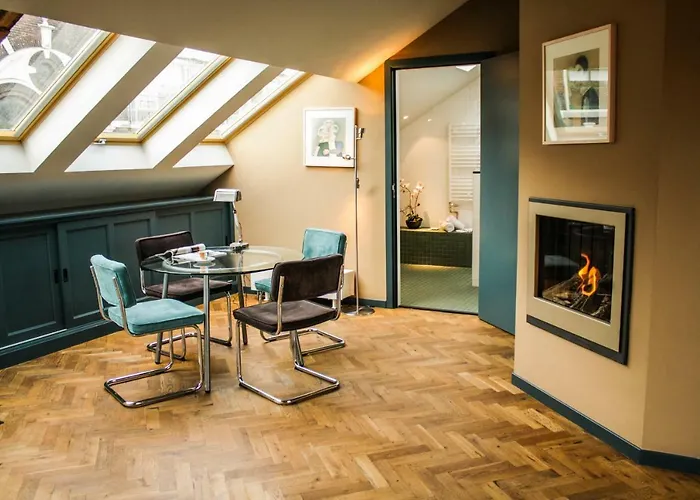 Luxurious City Centre Apartment