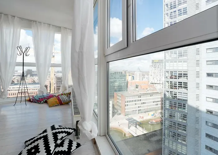 New Maas Apartment
