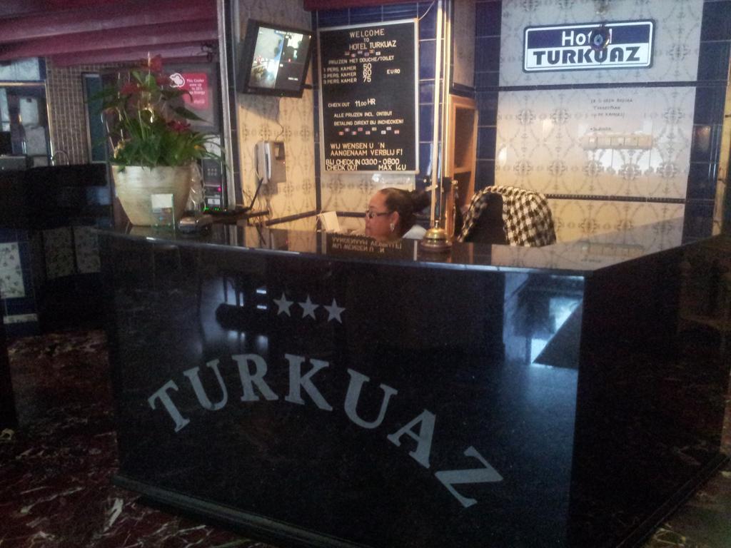 Turkuaz