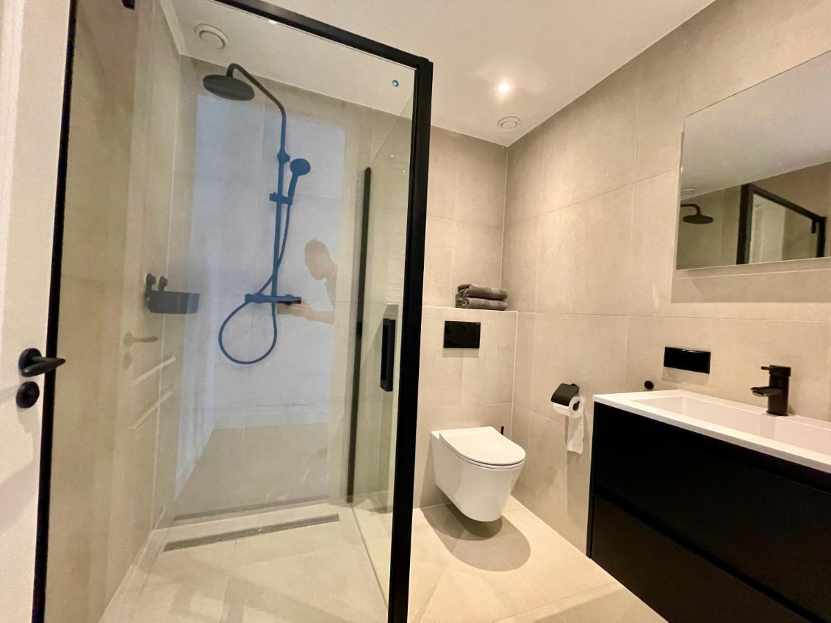 Fantastic 1 Bedroom Serviced 64m2 -mnl F- *