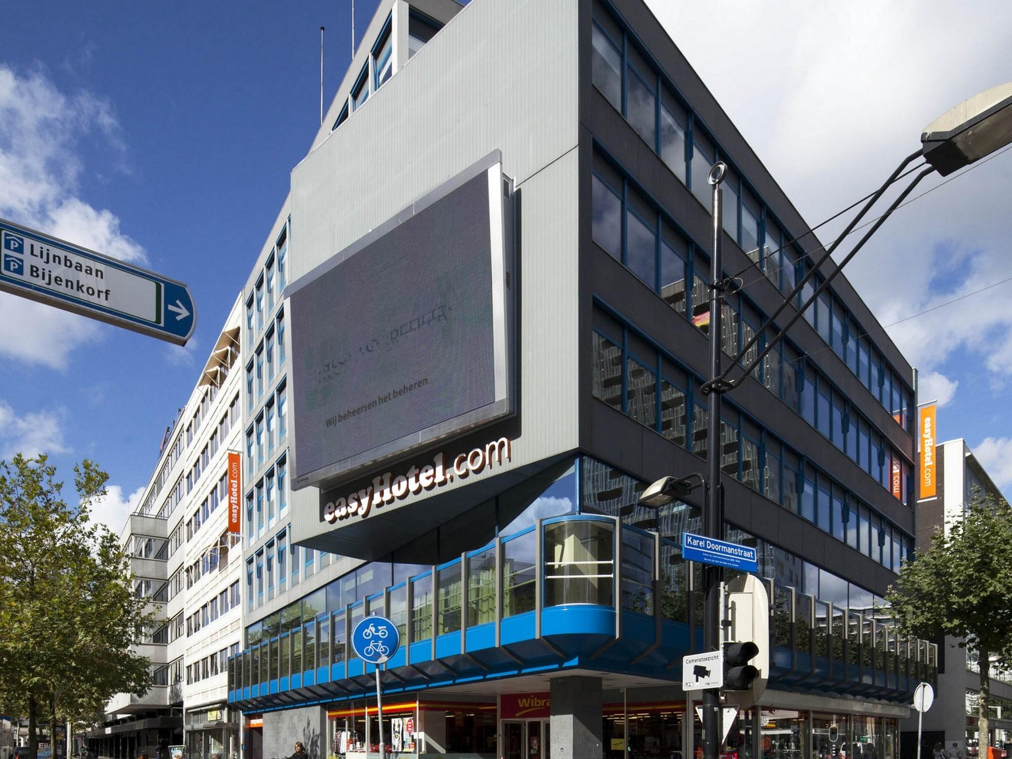Easyhotel Centre 2*