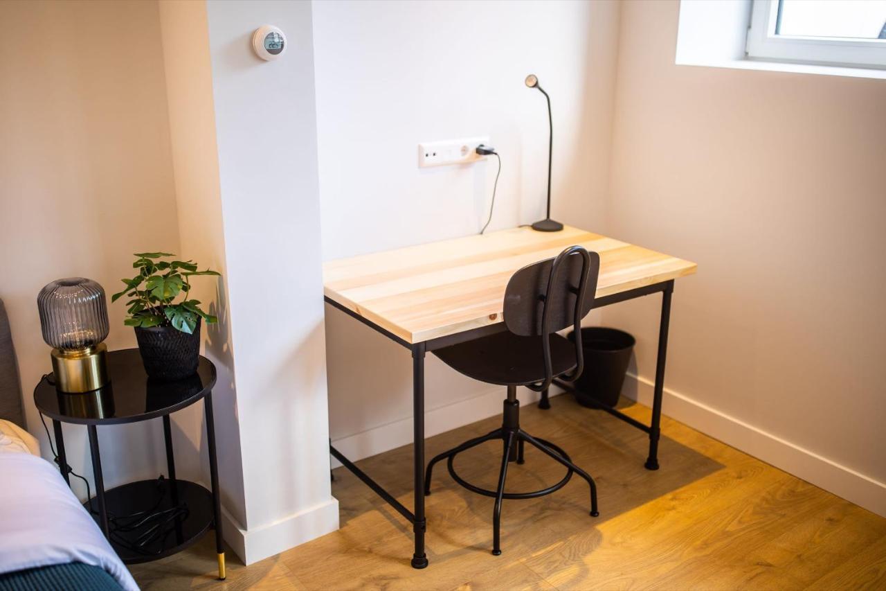 Distinct 2 Bedroom Serviced 84m2 -vp2d- *