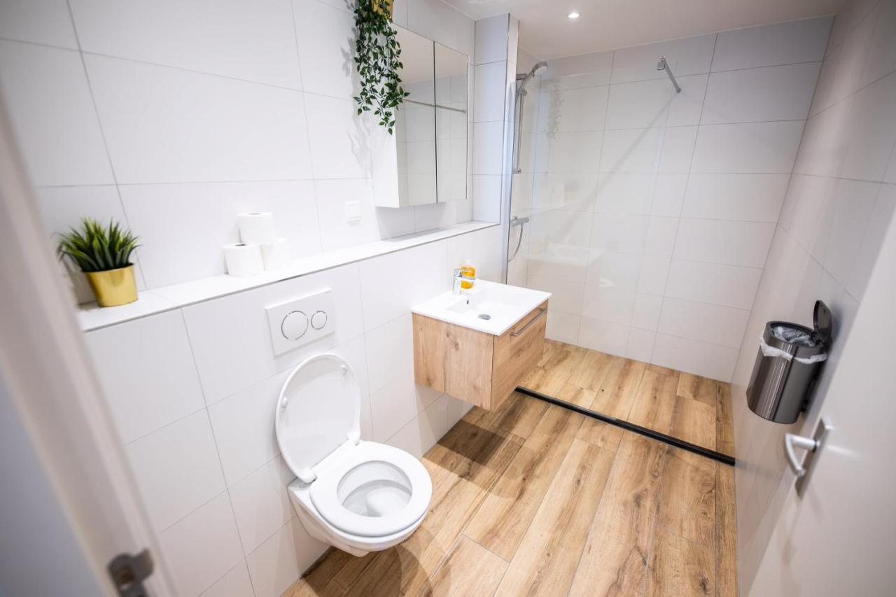 Distinct 2 Bedroom Serviced 84m2 -vp2d-