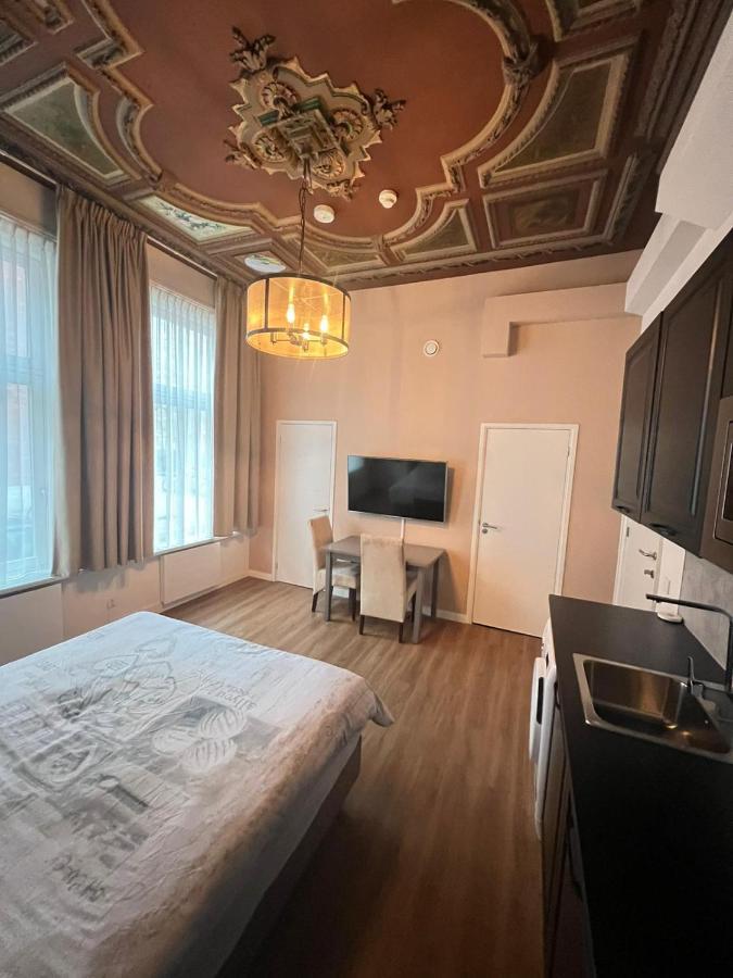 Rotterdam Inn Aparthotel