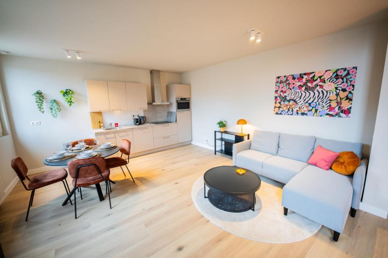 Ample 3 Bedroom Appartement