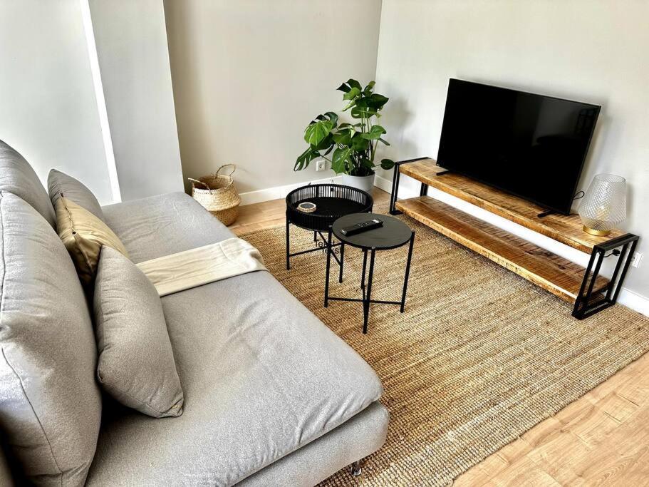 Aurora 2 Bedroom Rotterdam