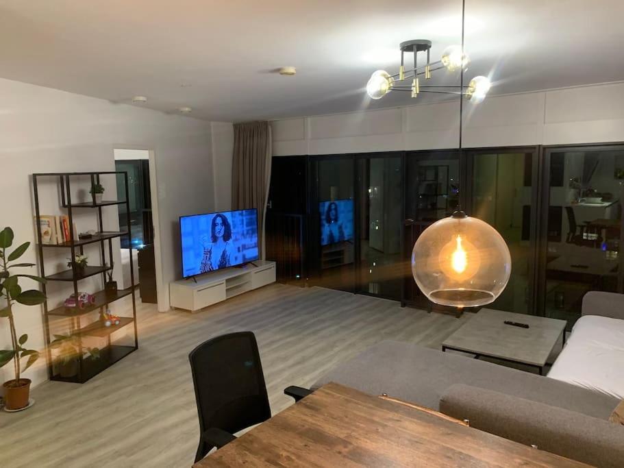 Apartment Stunning View Apt Free Parking *