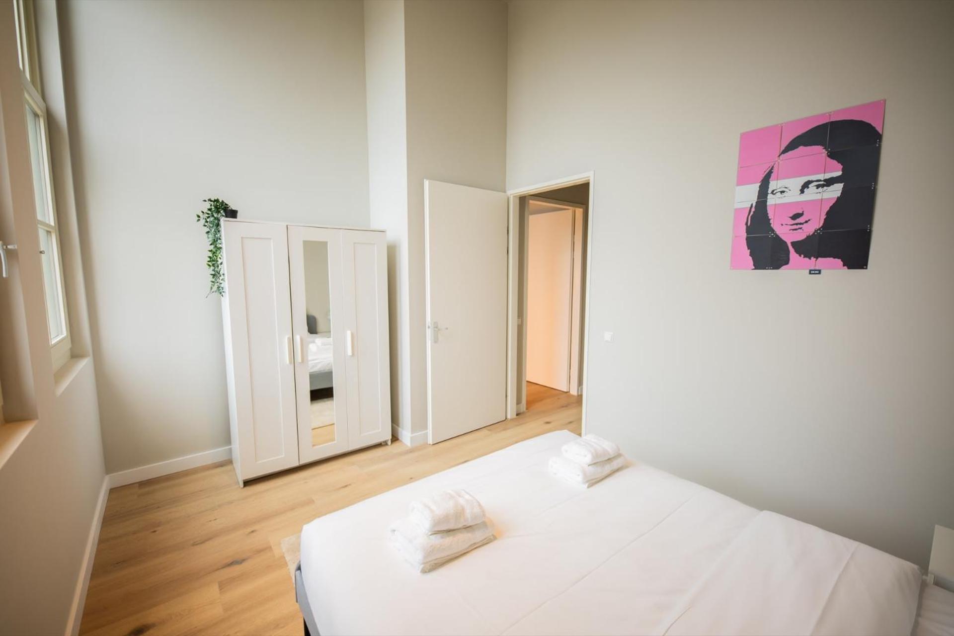 Ample 3 Bedroom Appartement