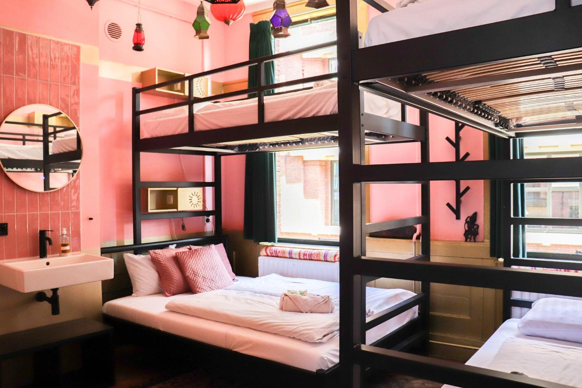 Hostel Hostel ROOM Rotterdam *