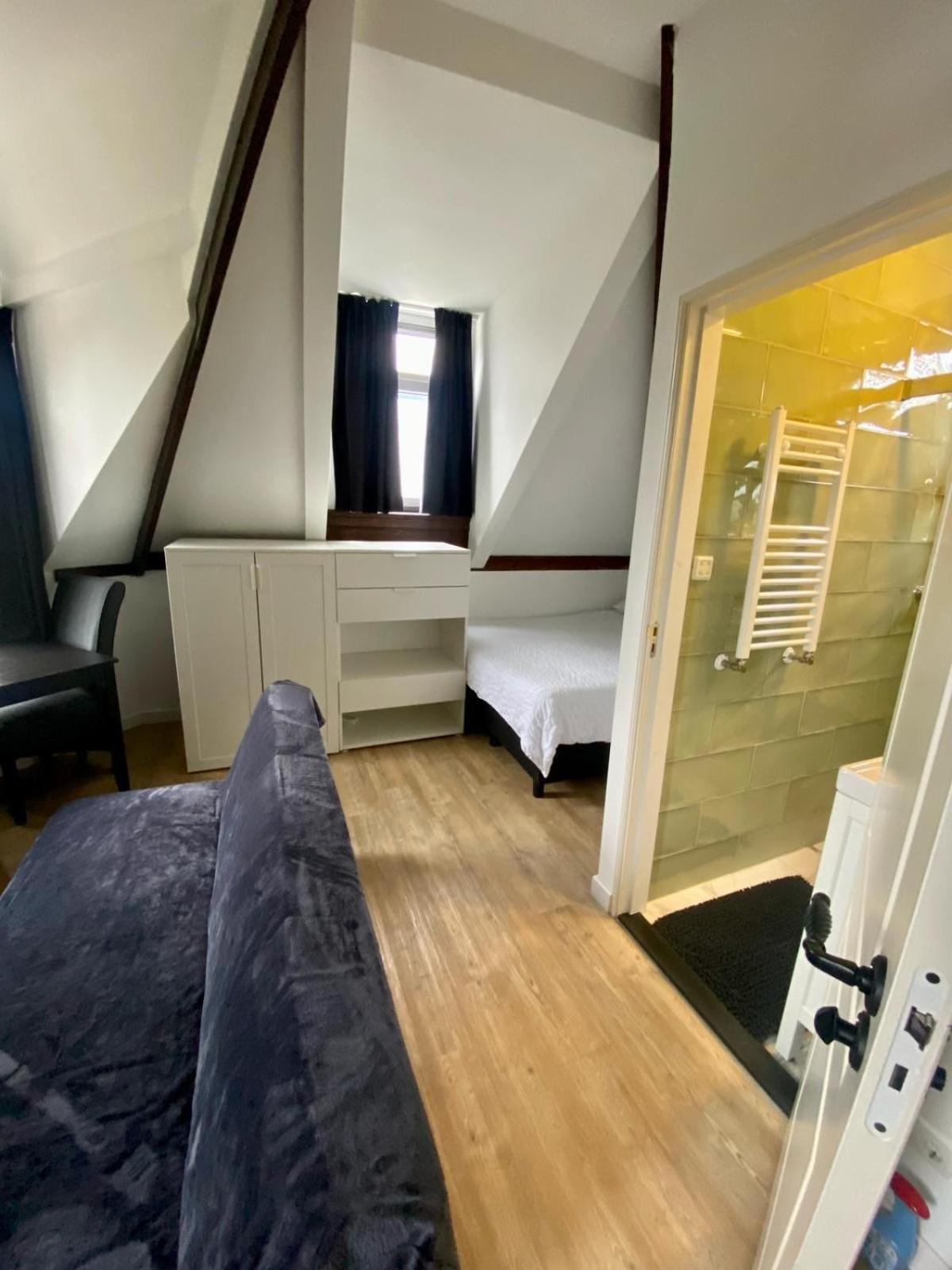 Rotterdam Inn