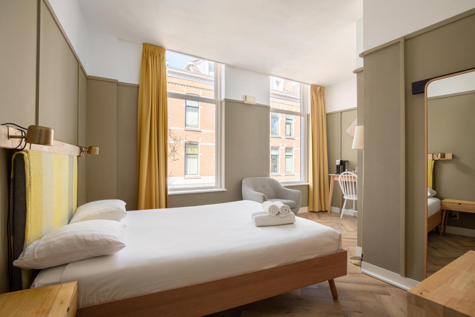 Hotel Light