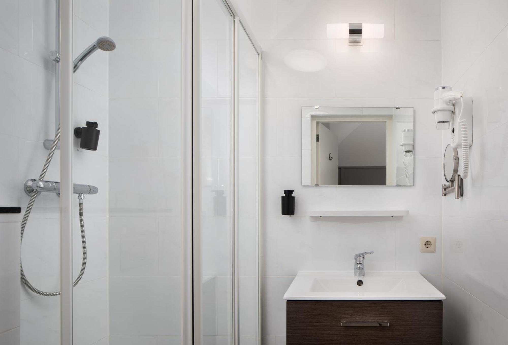 Hotel Light 3*