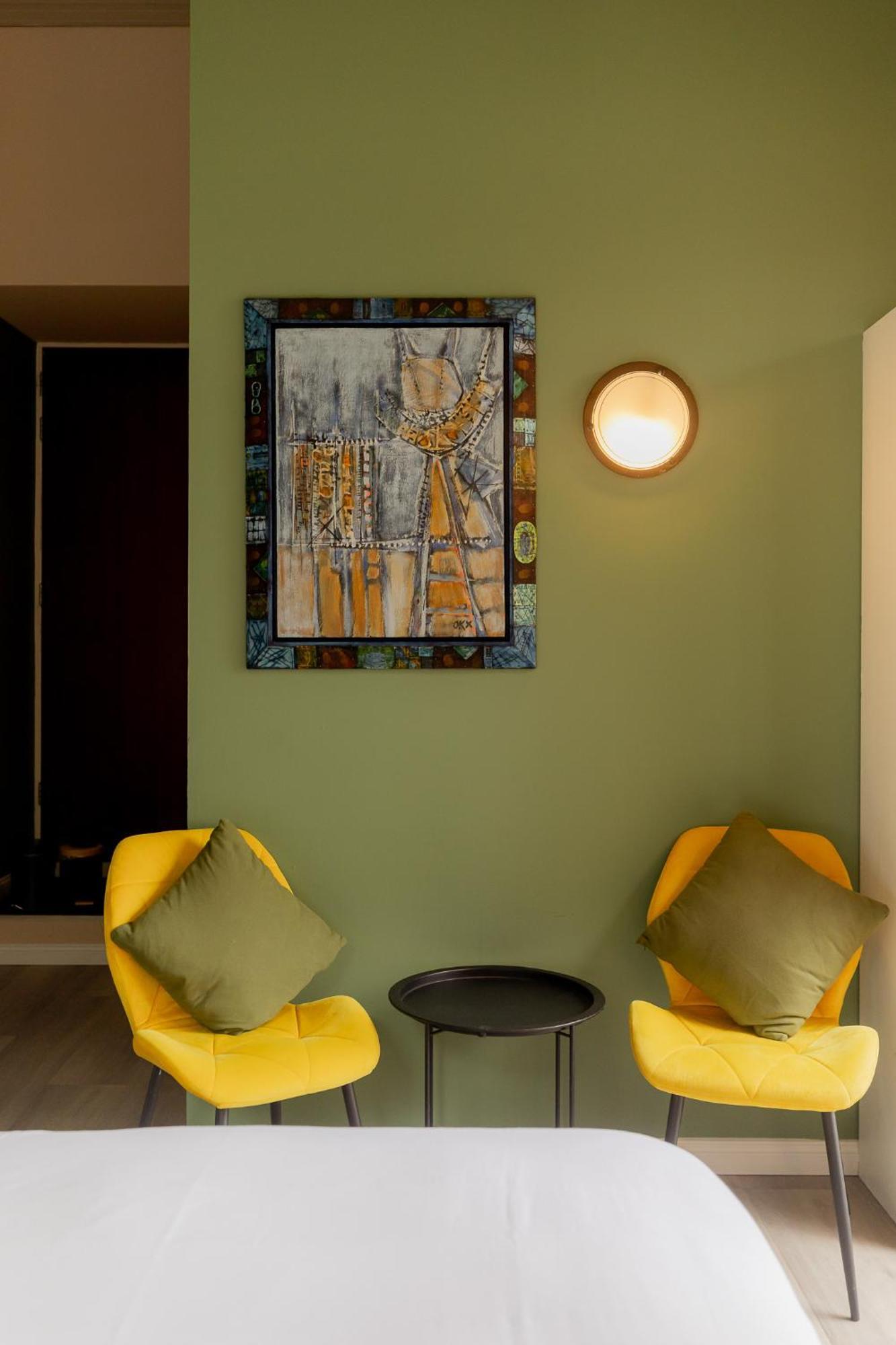 Hotel H2otel