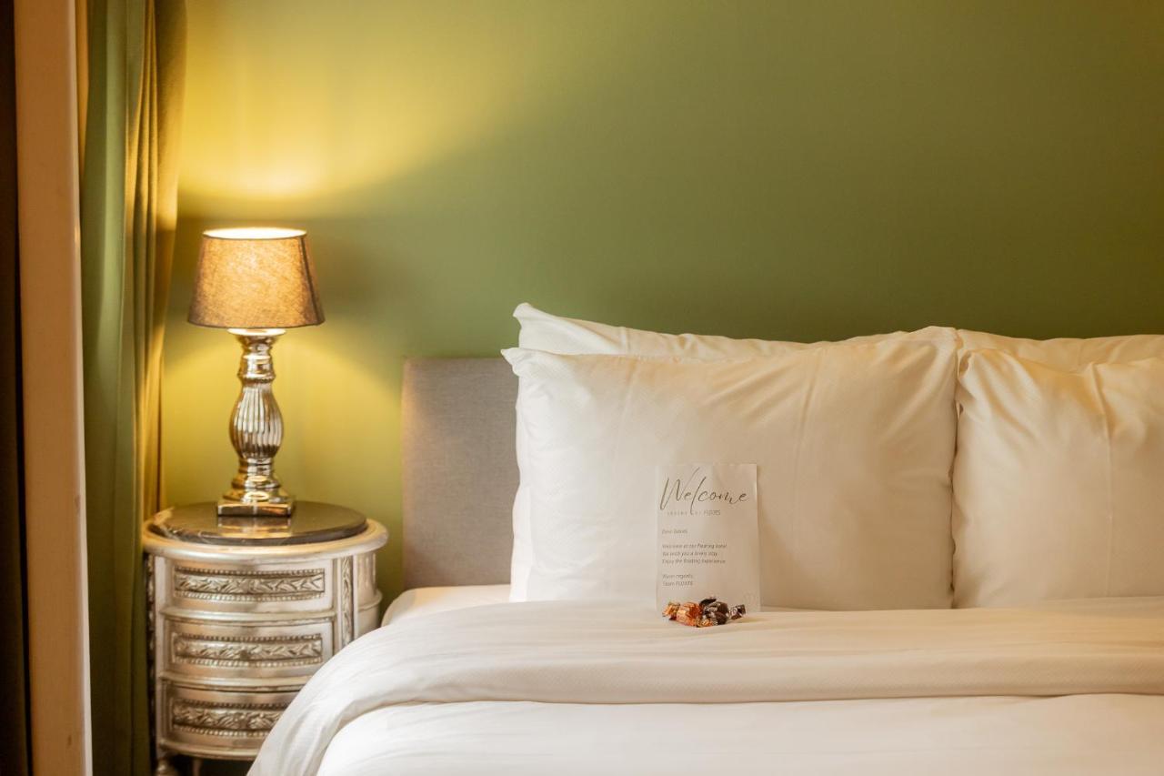 Hotel Floats By H2otel