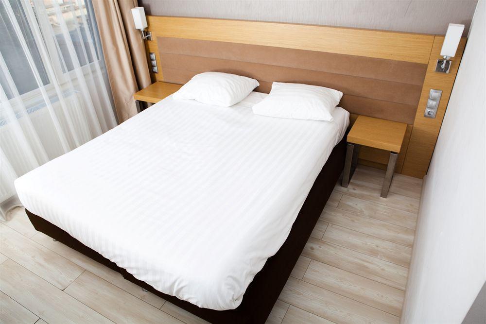 Port Hotel 3*