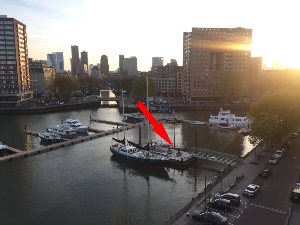 Private Ship Center Botel