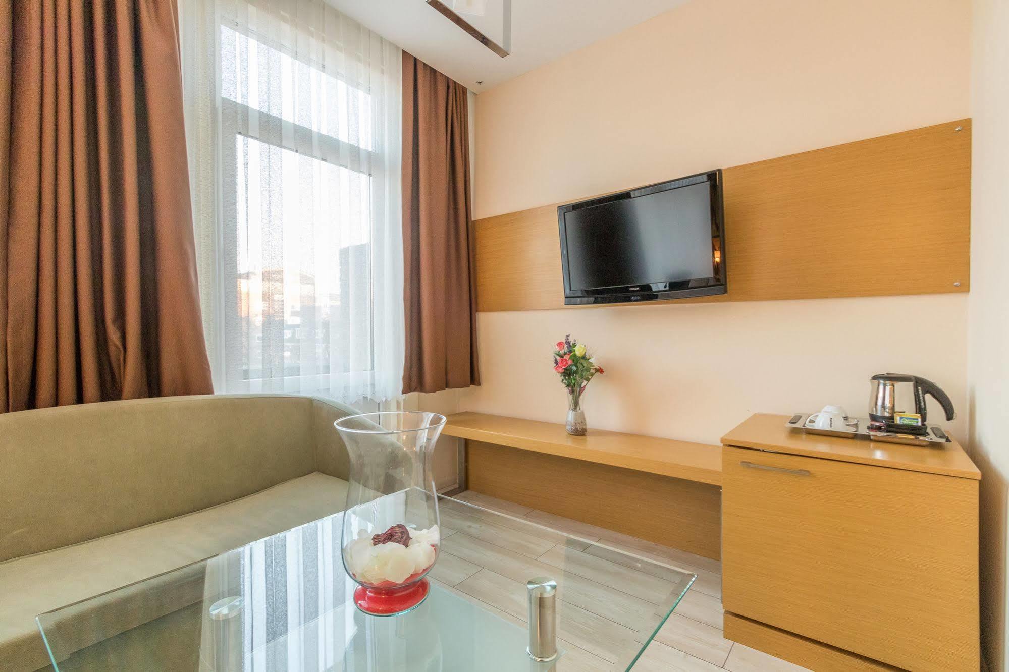Hotel Port 3*