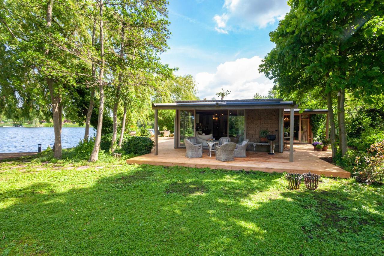 Huis In De Bergse Plas *