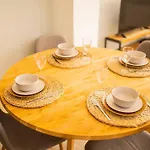 Tastefully 2 Bedroom Serviced Apartment 76M2 -Kb22-