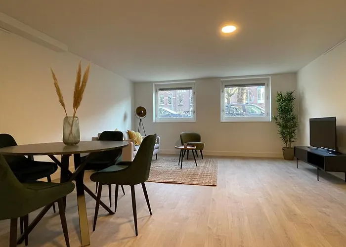 Awesome 1 Bedroom Serviced Apartment 54M2 -Mnl A-