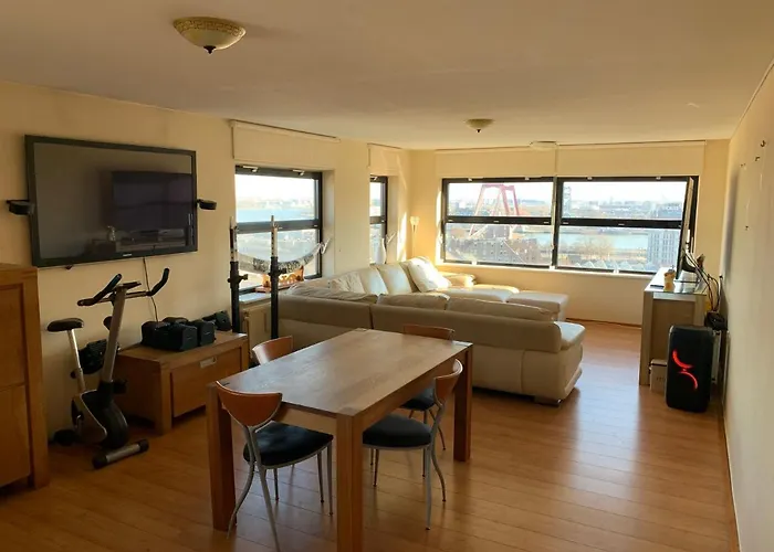 Luxury Flat In The City Centre