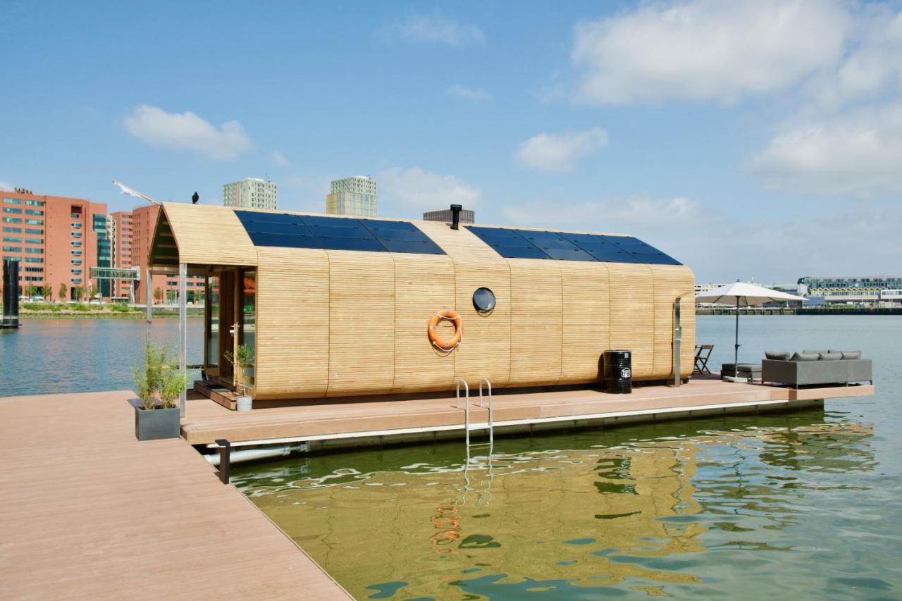 Wikkelboat Nr5 At Floating Rijnhaven Roterdão